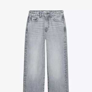 Zara Women's Gray Straight Leg Jeans with Raw Hem